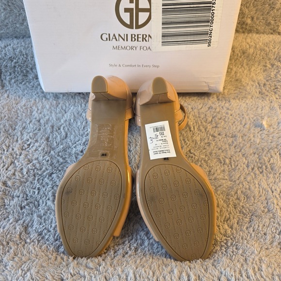 Giani Bernini Clarrice Dark‎ Nude Patent Ankle Strap Heels Sandals Size 9M New - Picture 6 of 9